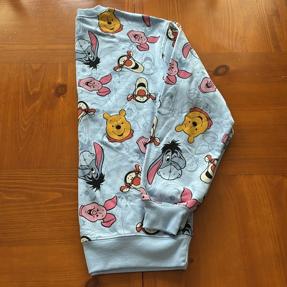 NWOT Disney Winnie the Pooh & Friends Allover Graphic Sweatshirt Light Blue XS - Picture 15 of 15